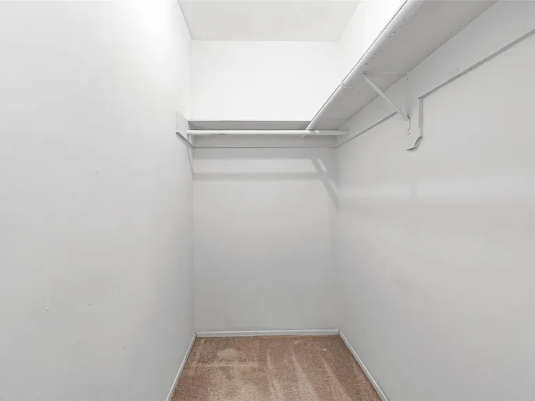 2710 Green Fields Dr — Photo 19