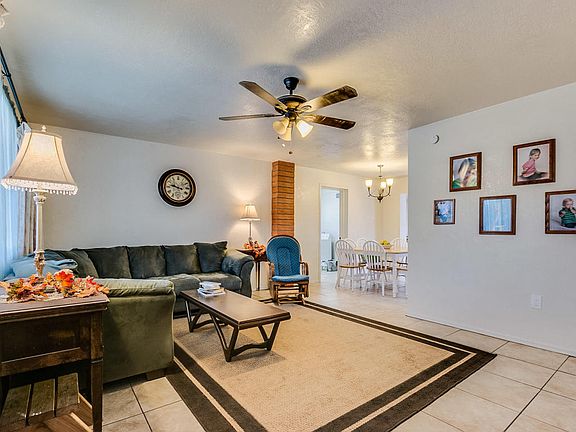 3rd image of 2518 N Jordan Dr