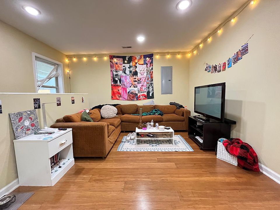 1st image of 1415 N 15th St APT F