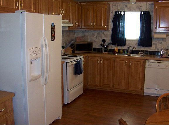 3rd image of 1253 Hickory Forest Dr
