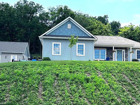 2nd image of 485 Pleasant View Rd