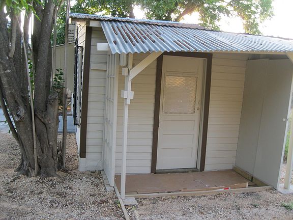 exterior door to kitchen
