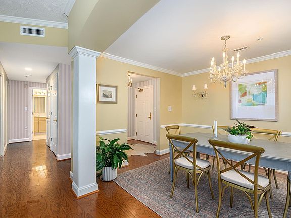 5th image of 500 Crestwood Dr Unit 2503