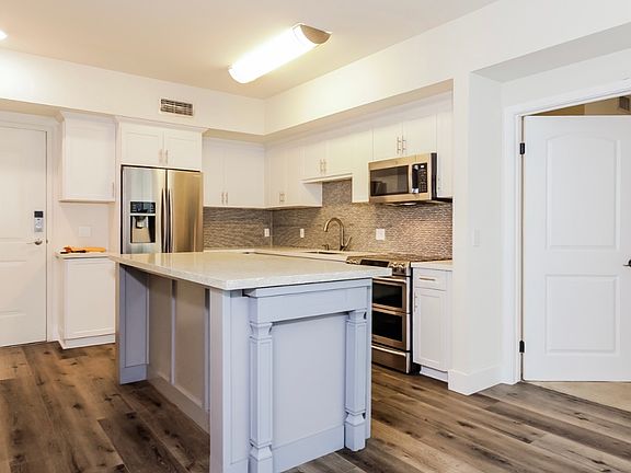 4th image of 12655 Bluff Creek Dr Unit 315