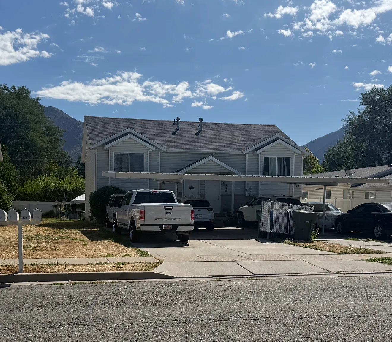 3 bed, 1.5 bath, 1350 sqft, $1,850 — Photo 1