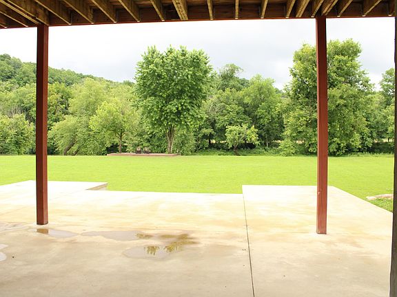 5th image of 183 Big Buffalo Estates Cir