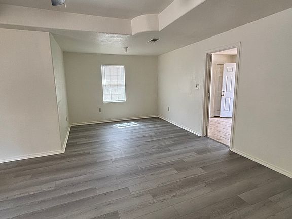 4th image of 3817 N Nichols St