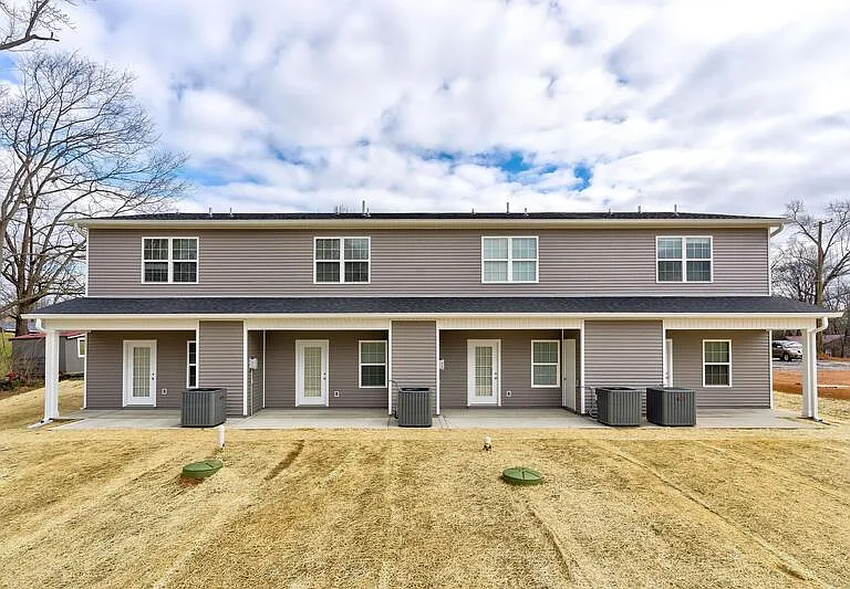 2809 Cruze Dr #1 — Photo 3