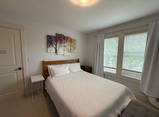 605 9th Ave, Kirkland, WA 98033