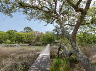 858 Piccadilly Cir, Charleston, SC 29412