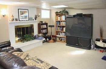 5th image of 3084 E Upland Dr