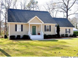 1887 Possum Trot Rd, New Bern, NC 28562