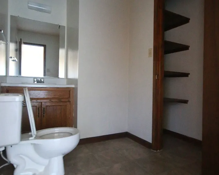 129 Williamson St SW — Photo 21