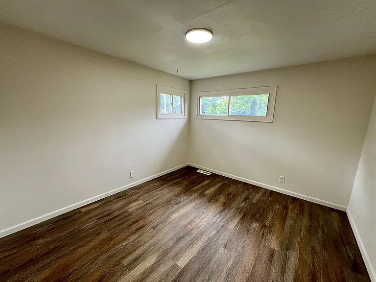 18062 Blandford Rd — Photo 20