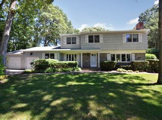 185 Old Willets Path, Smithtown, NY 11787