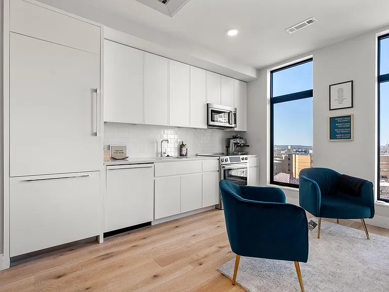 191 Washington St #615 — Photo 4