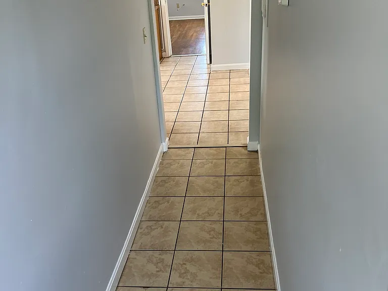 137 Hollister Ave — Photo 13