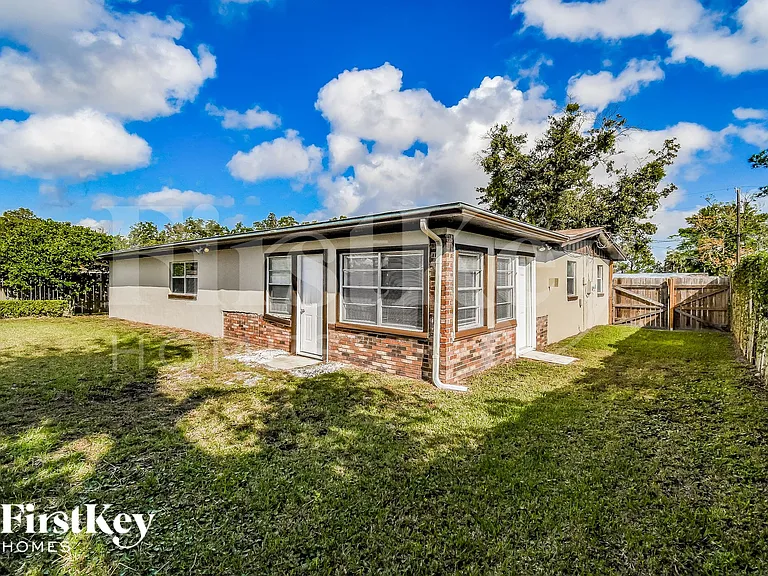 451 Gano Ct — Photo 15