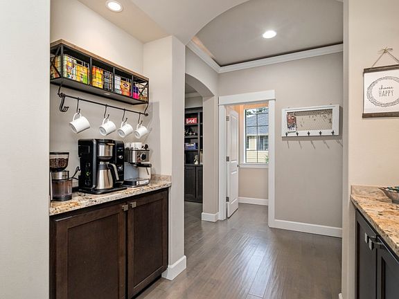 3rd image of 13423 185th Avenue Ct E