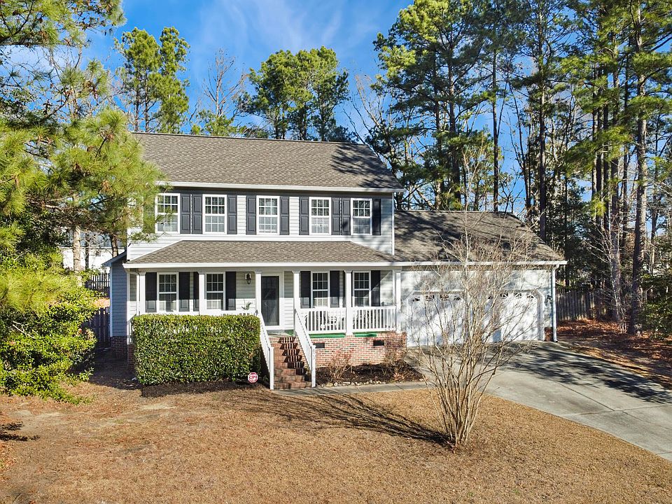 1st image of 423 Kinsman Ct