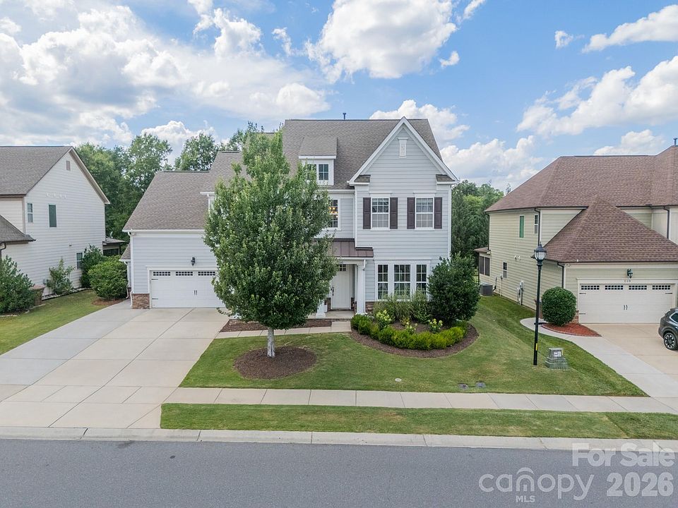 1st image of 205 Somerled Way