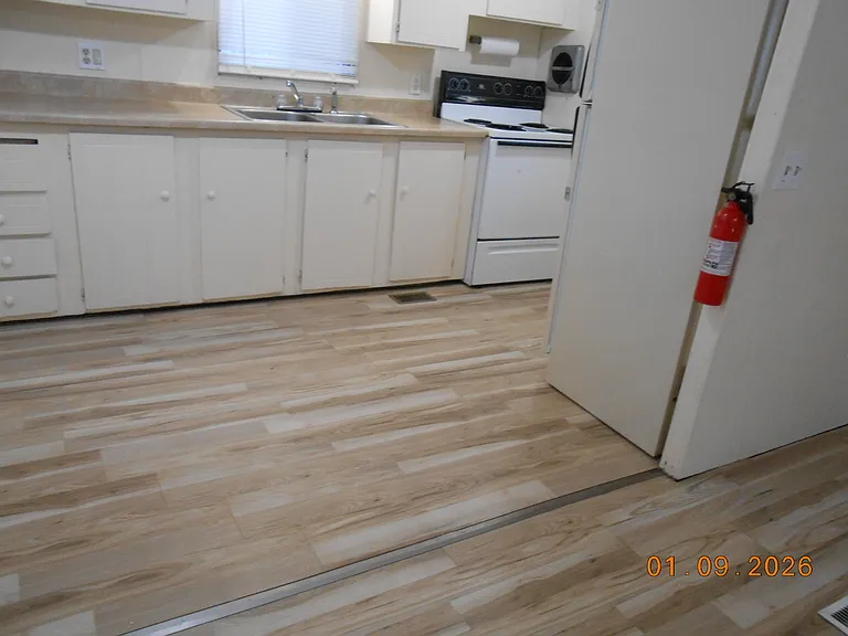 430 N C St #9 — Photo 19