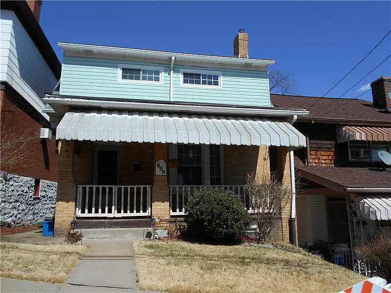829 Rossmore Ave photo 1