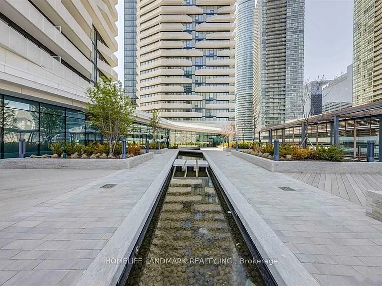 88 Harbour St #1201 — Photo 20