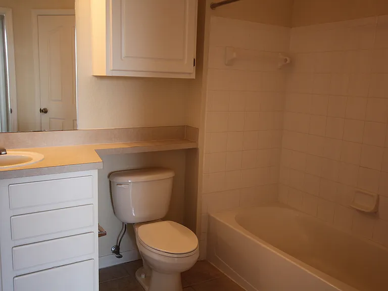 5703 Legacy Crescent Pl #304 — Photo 7