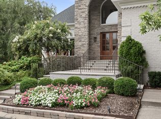1 Warwick Ln, Nashville, TN 37205