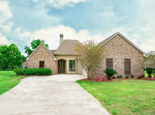 8119 Percy Dr, Denham Springs, LA 70706
