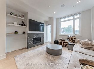9 Flax Field Ln, Toronto, ON M2N 0L5