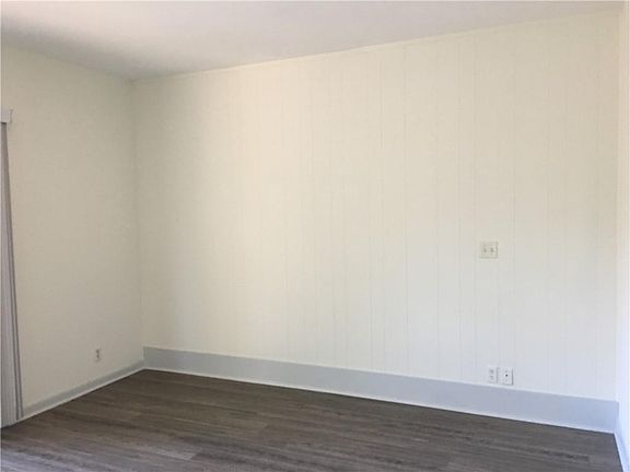 5th image of 501 Marsh Villas