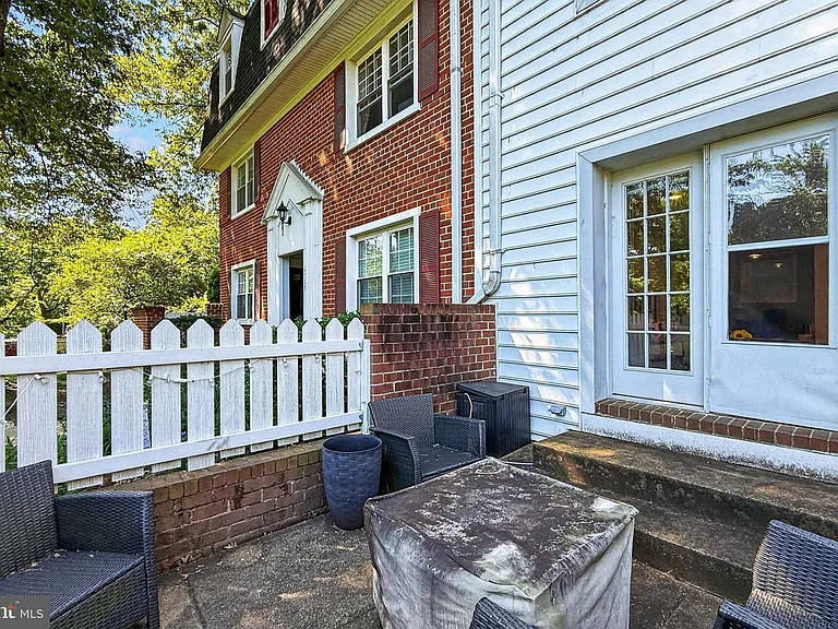 2711 S Walter Reed Dr #A — Photo 28