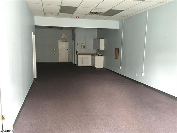 2nd image of 710 Somerset St