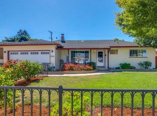 2370 Raggio Ave, Santa Clara, CA 95050