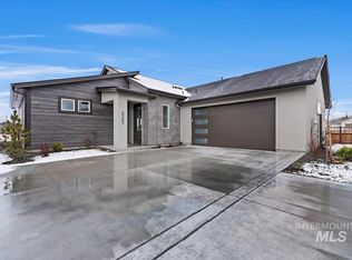 8369 W Meltwater Ln, Eagle, ID 83616