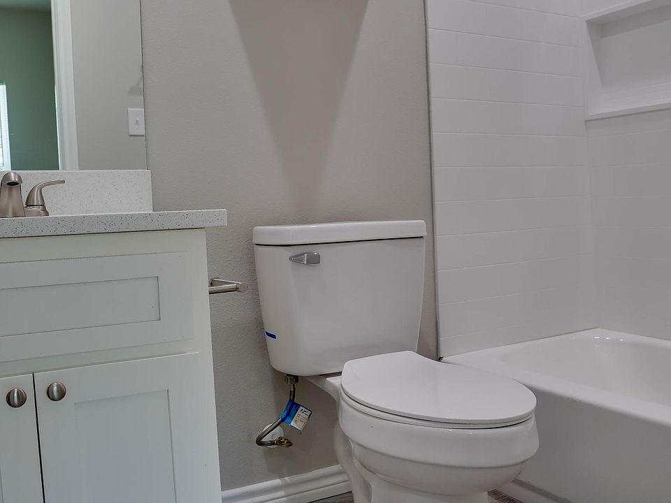 1st image of 7800 Willow Ave #1