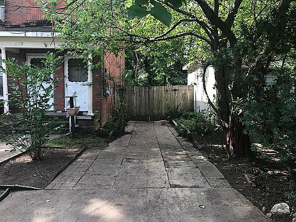 2nd image of 1709 Maryland St