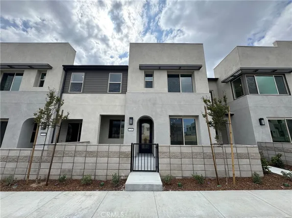 3260 S Coral Paseo, Ontario, CA 91761