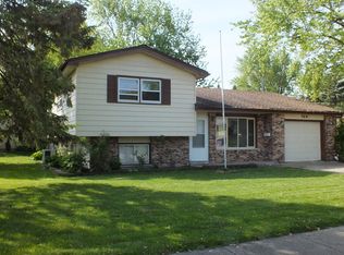 739 Terry Rd, Glendale Heights, IL 60139