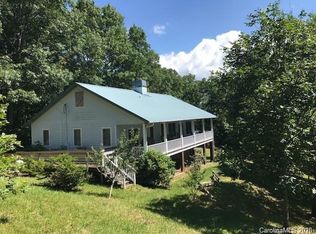 693 Oak Ridge Rd, Tuckasegee, NC 28783