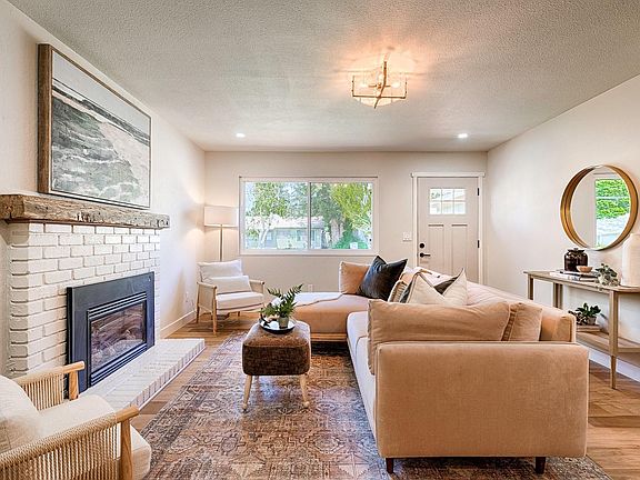 3rd image of 7519 Belle View Avenue