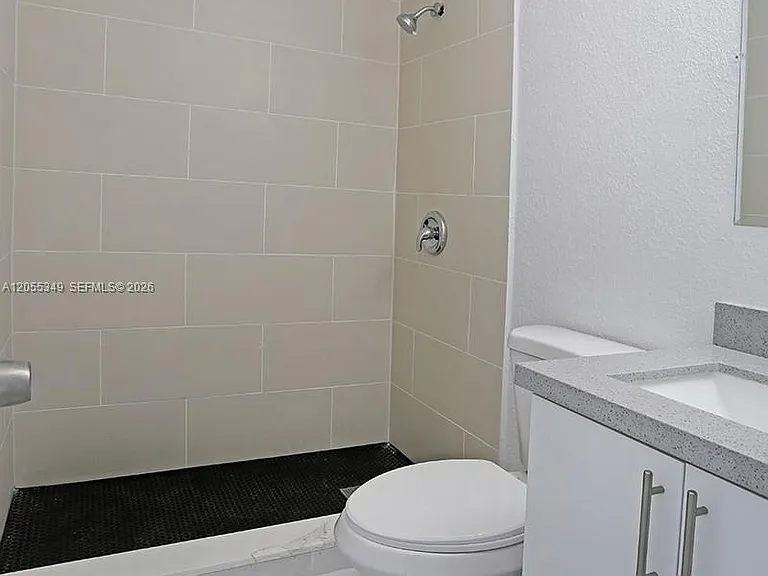 995 SW 14th Ave #995 — Photo 18