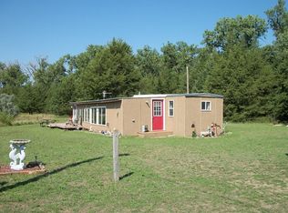 31829 Armstrong Pl, Vermillion, SD 57069
