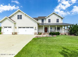4159 Furnberg Pl S, Fargo, ND 58104