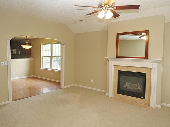 2nd image of 1749 Courtney Ave