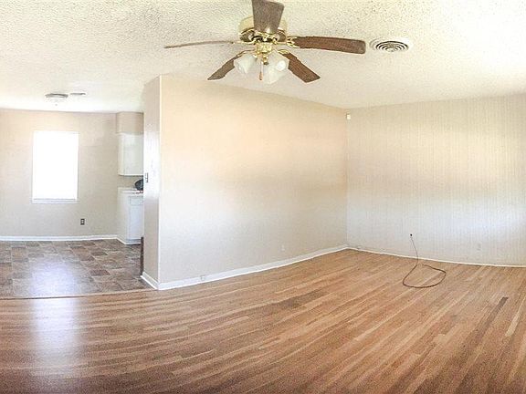 3rd image of 1619 Sunnyside Ln