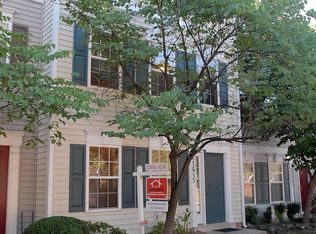 22935 Whitehall Ter, Sterling, VA 20166