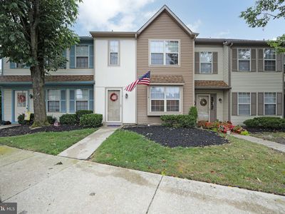 2 Village Ct, Audubon, NJ, 08106